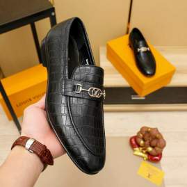Picture of Louis Vuitton Shoes _SKULVsz38-44066713939